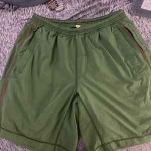 Lulu lemon mens shorts